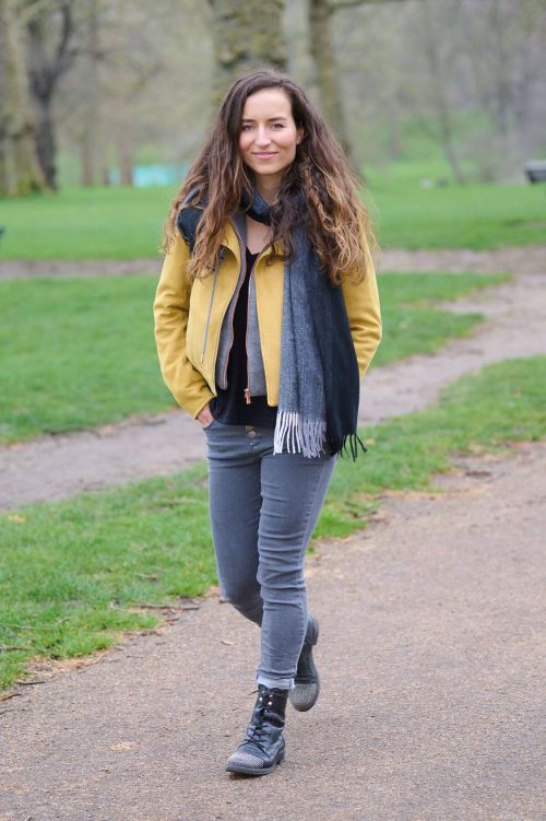 Samantha Schnitzler Out and About in London 03/19/2021 6