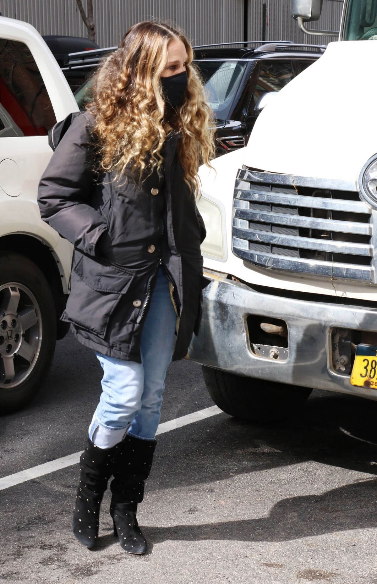 Sarah Jessica Parker is Arriving at SJP Store in New York 03/19/2021