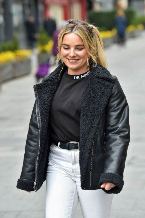 Sian Welby is Seen Leaving Capital Radio Breakfast Show in London 03/24/2021 3