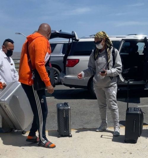 Tamar Braxton Seen at Airport in Cabo San Lucas 03/25/2021 1