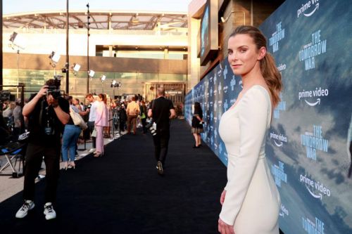 Betty Gilpin attends The Tomorrow War Premiere in Los Angeles 06/30/2021 1