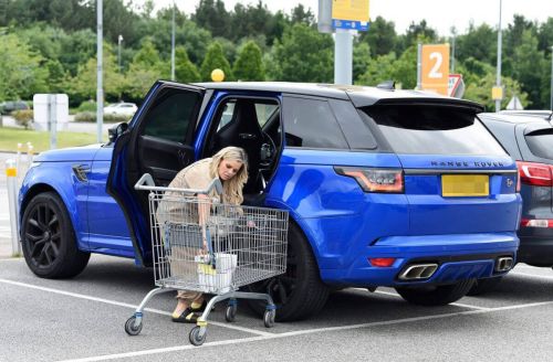 Kerry Katona Out Shopping in Cheshire 07/01/2021 1