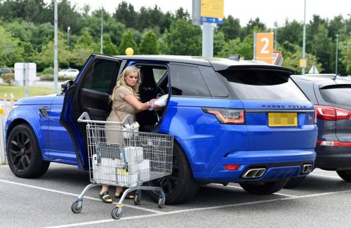 Kerry Katona Out Shopping in Cheshire 07/01/2021 2