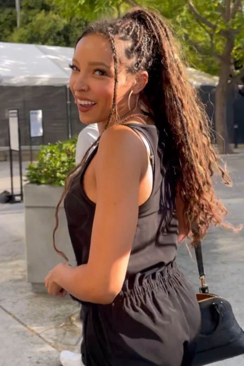 Tinashe Arrives at Clippers Game at Staples Center in Los Angeles 06/30/2021 5