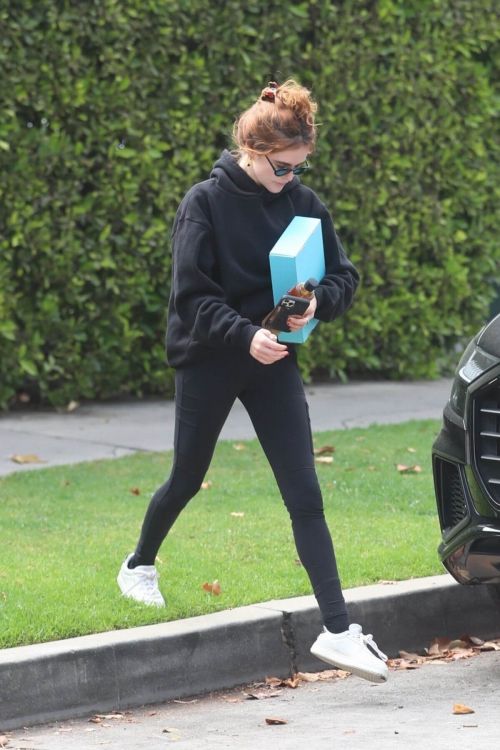 Zoey Deutch in Black Hoodie and Tights During Pilates Class in West Hollywood 06/30/2021 3