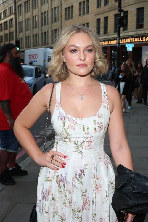 Ciara Charteris arrives Van Gogh Immersive Experience Private View in London 08/03/2021 4