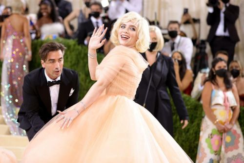 Billie Eilish Princess Look at 2021 Met Gala in New York 09/13/2021 4