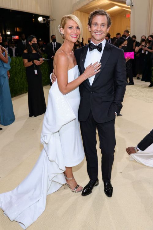 Claire Danes and Hugh Dancy Heading to 2021 Met Gala in New York 09/13/2021 8