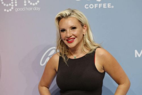 Evelyn Burdecki Attends Guido Maria Kretschmer Fashion Show 09/14/2021 4