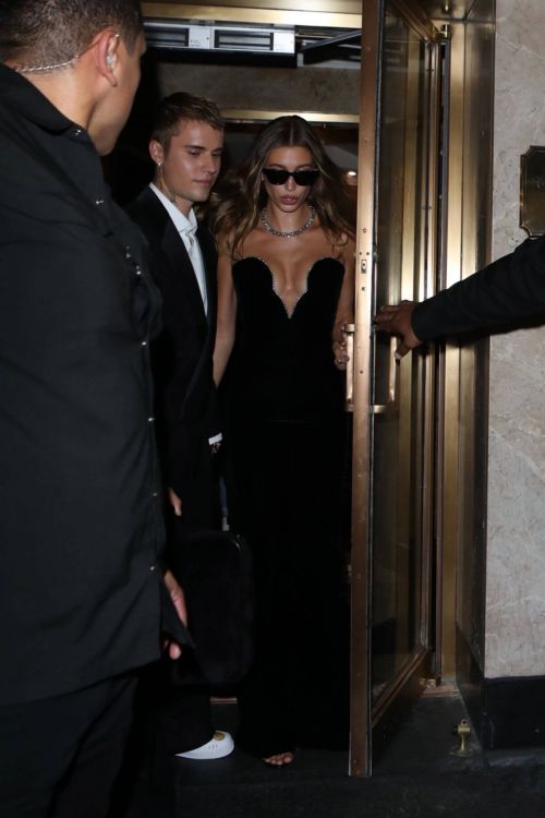 Hailey and Justin Bieber Attends 2021 Met Gala in New York 09/13/2021 2