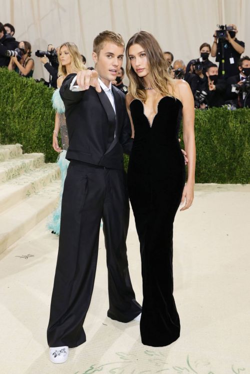 Hailey Bieber and Justin Bieber Walked on the Met Gala 2021 Red Carpet 09/13/2021