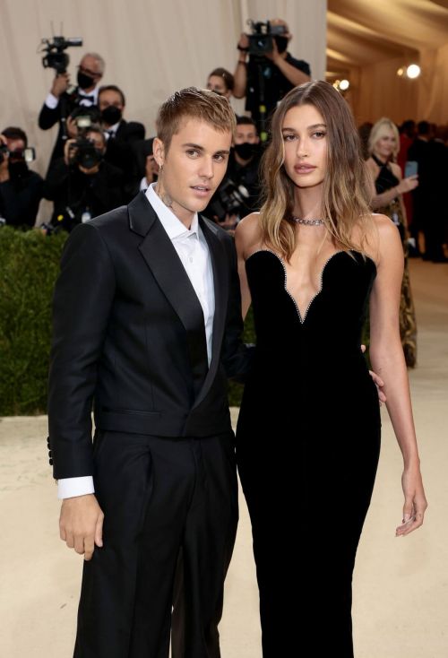 Hailey Bieber and Justin Bieber Walked on the Met Gala 2021 Red Carpet 09/13/2021 9