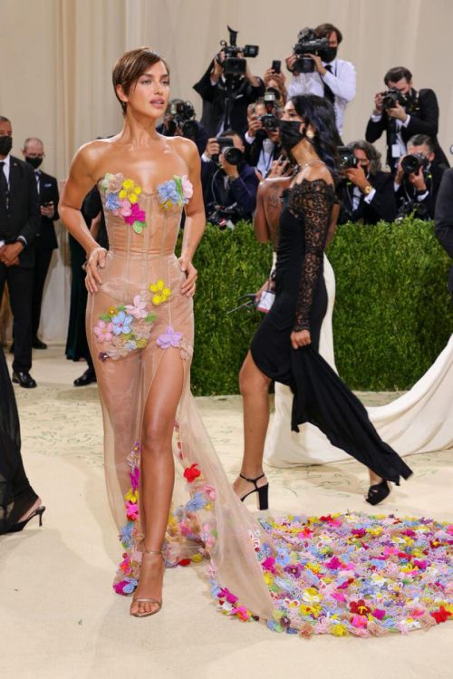 Irina Shayk Displays Her Figure in a Nude Moschino Dress at 2021 Met Gala 09/13/2021 10
