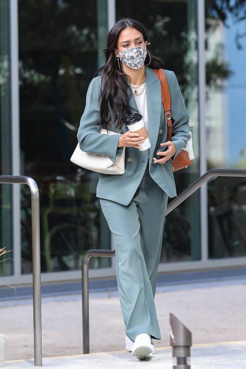 Jessica Alba at The Honest Company Offices in Playa Vista 09/14/2021 5