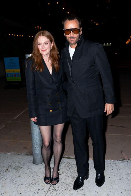 Julianne Moore Attends Tom Ford Fashion Show in New York 09/12/2021