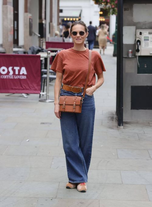 Kara Tointon Steps Out in London 09/12/2021 5