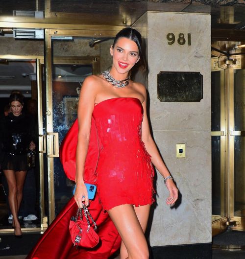Kendall Jenner Red Hot Look for Justin Bieber