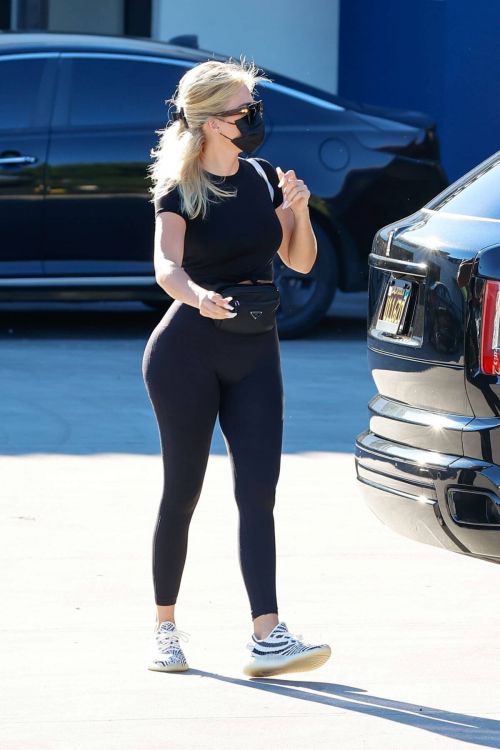 Khloe Kardashian Out and About in Woodland Hills 09/13/2021 17