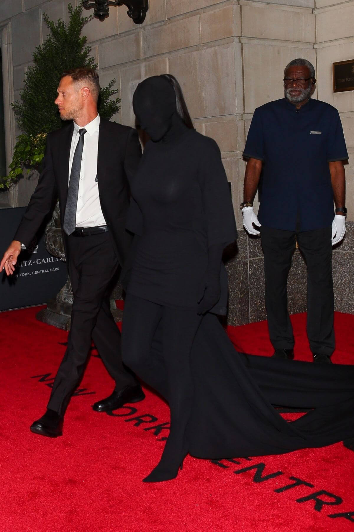 Kim Kardashian in Balenciaga Dress Arrives at The Met Gala in 2021