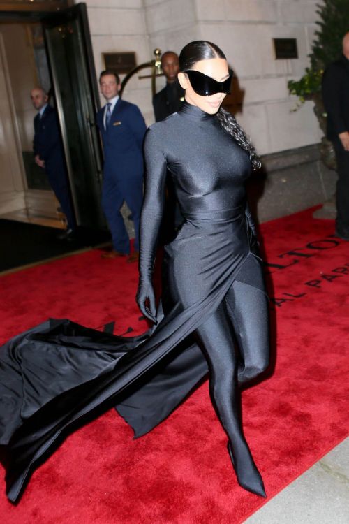 Kim Kardashian Returns to Her Hotel from Met Gala in New York 09/13/2021 1