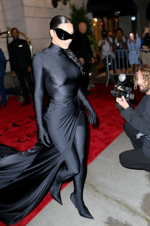 Kim Kardashian Returns to Her Hotel from Met Gala in New York 09/13/2021 2