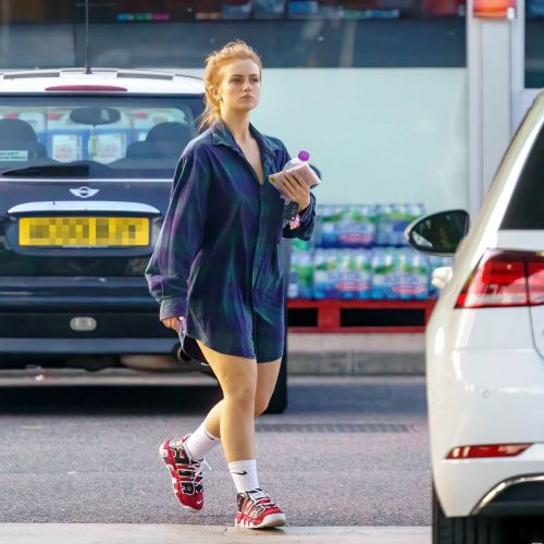 Maisie Smith Steps Out in Borehamwood 09/13/2021 1