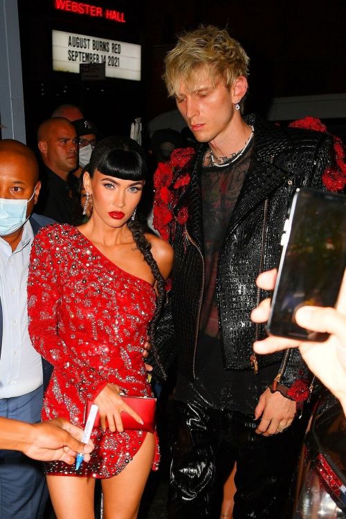 Megan Fox with Machine Gun Kelly Attends Justin Bieber