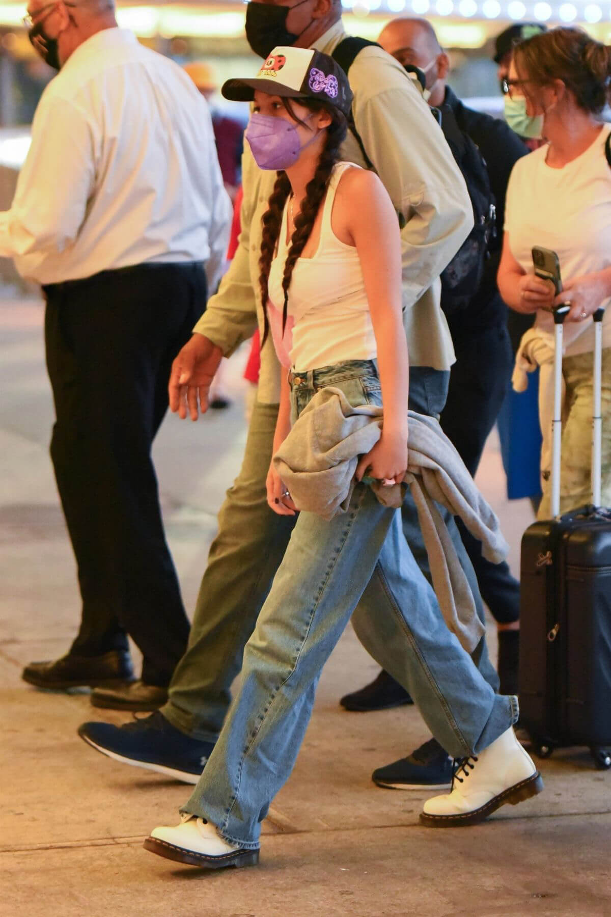 Olivia Rodrigo Seen at JFK Airport in New York 09/14/2021