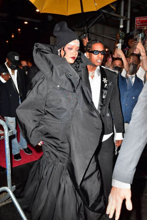 Rihanna and Asap Rocky Heading to Met Gala in New York 09/13/2021 4