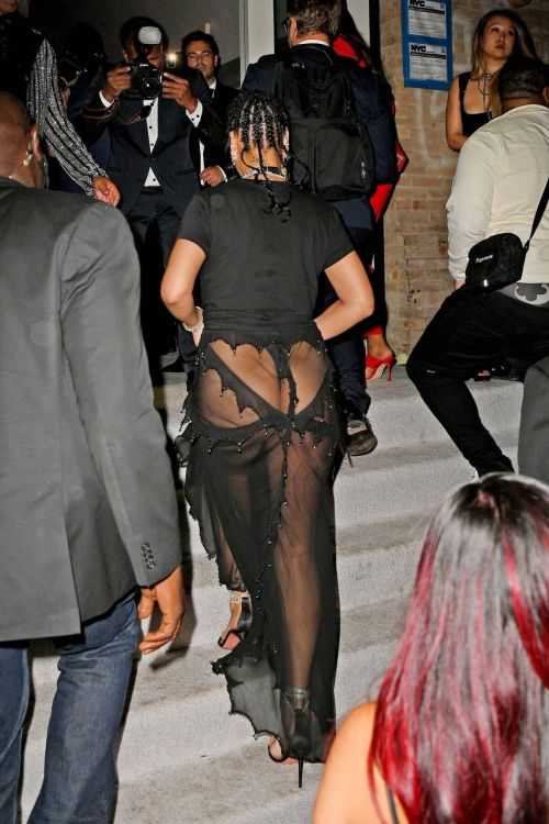 Rihanna Arrives at Her Met Gala After-Party in New York 09/13/2021 1