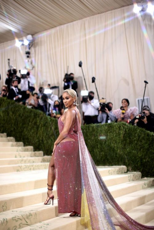 Saweetie Attends 2021 Met Gala in New York 09/13/2021 5