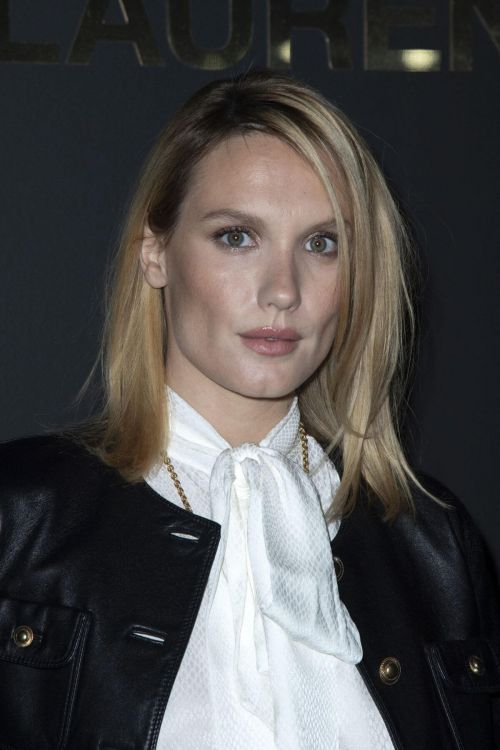 Ana Girardot attends Saint Laurent Show during at Paris Fashion Week 09/28/2021 6