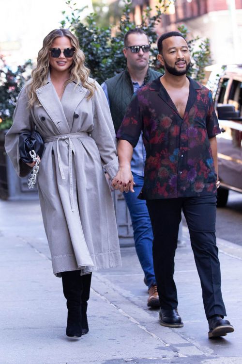 Chrissy Teigen and John Legend Day Out in New York 09/27/2021 7