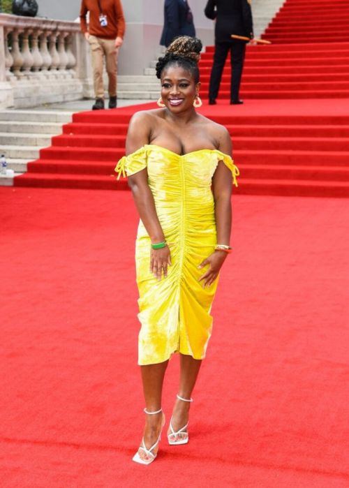 Clara Amfo attends No Time to Die World Premiere at Royal Albert Hall in London 09/28/2021 2