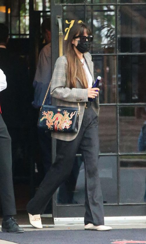 Dakota Johnson Day Out in New York 09/27/2021 3