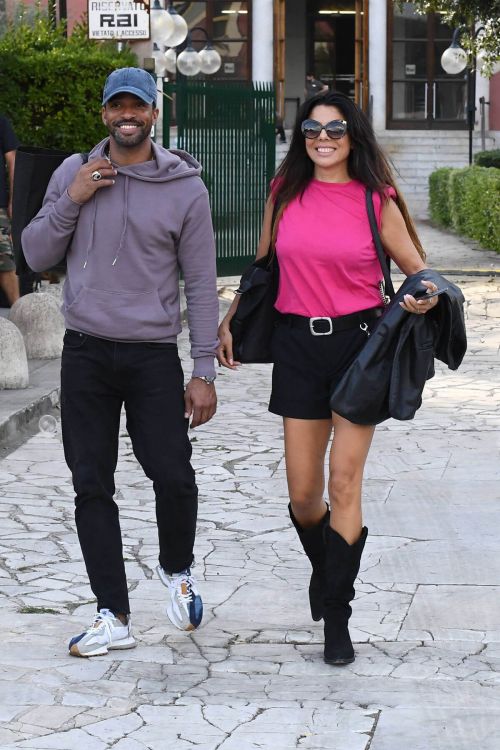 Daniela Miglietta Arrives at Dancing With The Stars Rehersal in Rome 09/27/2021 2