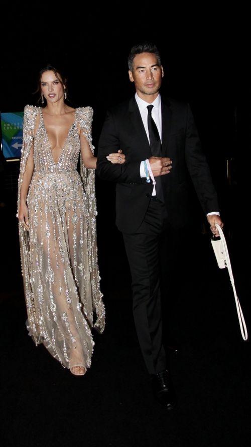 Alessandra Ambrosio with her model boyfriend Richard Lee at amfAR Gala 2021 in Los Angeles 11/04/2021 5