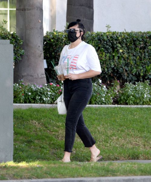 Amanda Bynes in White Top with Black Jeans Out in West Hollywood 11/02/2021 2