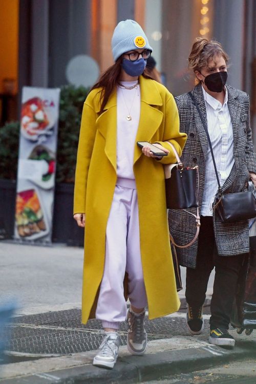 Anne Hathaway seen in Long Yellow Coat Out and About in New York 11/17/2021 4