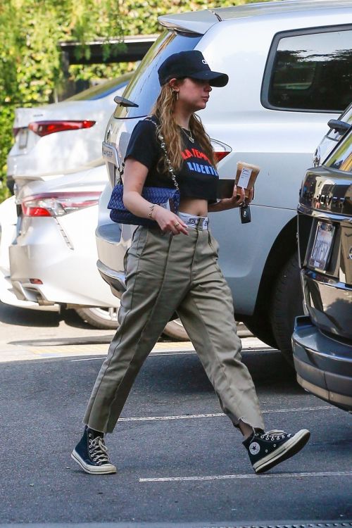Ashley Benson flashes her toned abs Out for Coffee in Los Feliz 11/04/2021 4