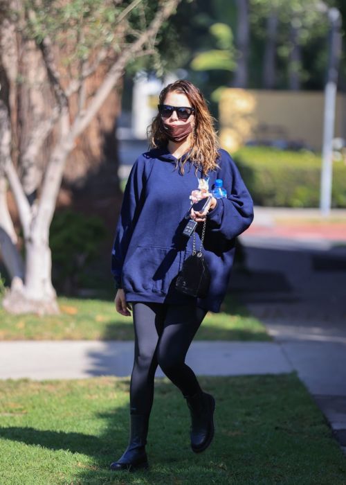 Ashley Benson Heading to Forma Pilates in West Hollywood 11/05/2021 3