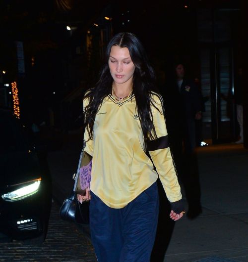 Bella Hadid Night Out for Dinner in New York 11/19/2021 4