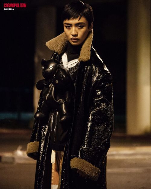 Brianne Tju for Cosmopolitan Magazine, Romania November 2021 5