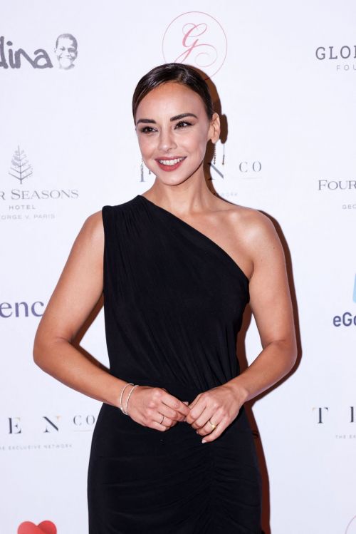 Chenoa Sanchez attends Global Gift Gala 2021 at Four Seasons Hotel in Paris 10/30/2021 7