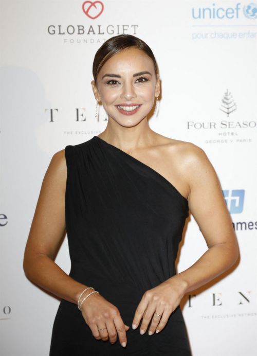 Chenoa Sanchez attends Global Gift Gala 2021 at Four Seasons Hotel in Paris 10/30/2021 9