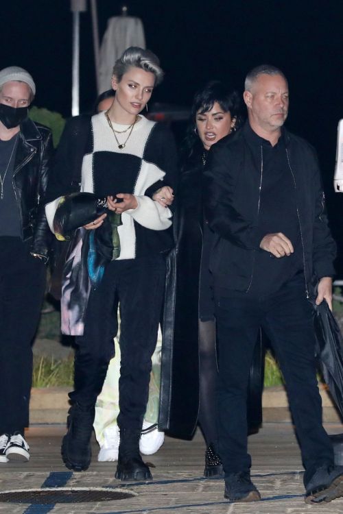 Demi Lovato Night Out with a Friend at Nobu London in Malibu 11/05/2021 1
