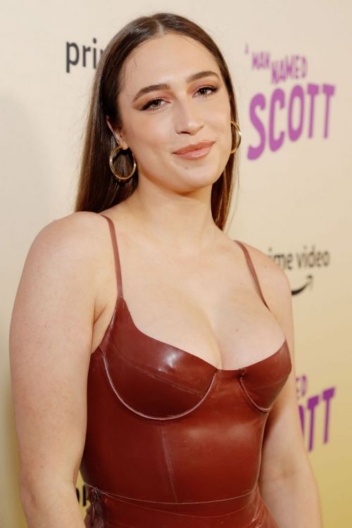 Elsie Hewitt at a Man Named Scott Special Screening in Los Angeles 11/03/2021 3