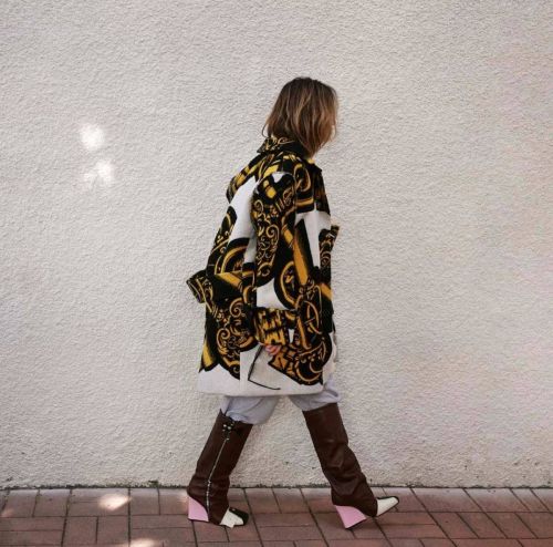 Esme Creed-Miles Photoshoot in ContentMode Magazine, November 2021 Issue 5