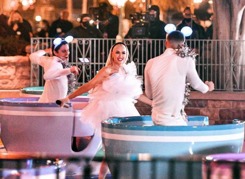 Gwen Stefani as Alice In Wonderland at a Special Performance 11/18/2021 2