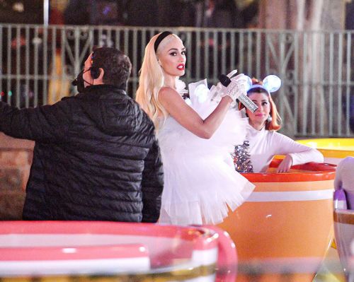 Gwen Stefani as Alice In Wonderland at a Special Performance 11/18/2021 5